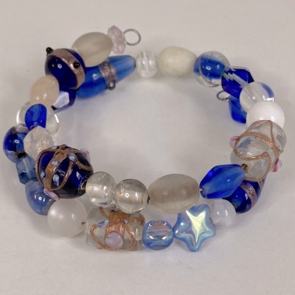 Venetian wedding cake Wrap bracelet Blue beaded